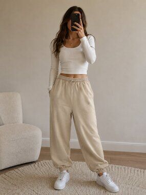 WellBeing Beige Fleece Jogger Sweatpants – Size Medium